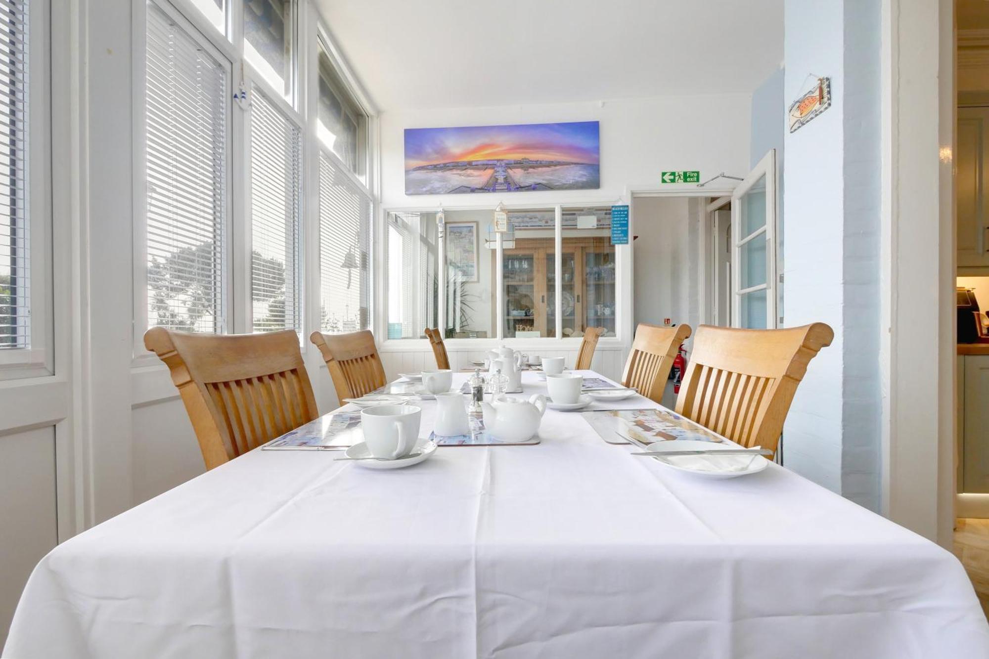 Bay Lodge Guest House Істборн Екстер'єр фото